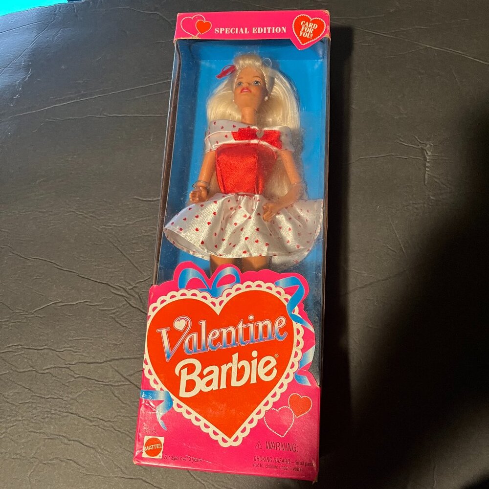 Barbie Valentine Special Edition 1995 Red Heart Print Doll Mattel 15172 New